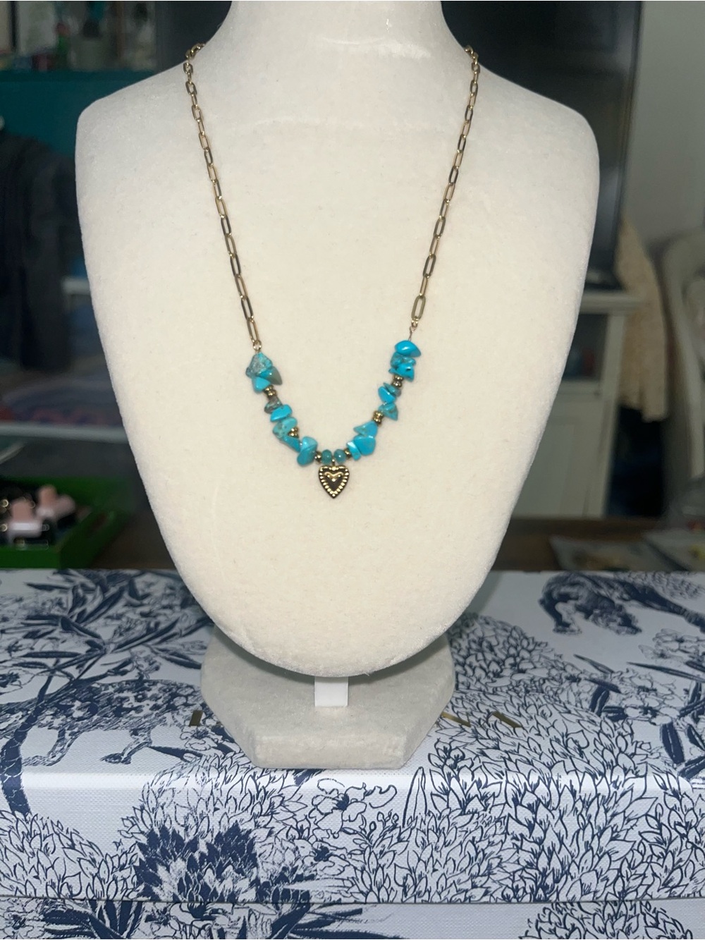 🩵💛 Brand new RAMLA Turquoise Chip Bead Heart Pendant Necklace